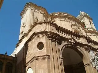 Palazzo Ossuna 4* Trapani