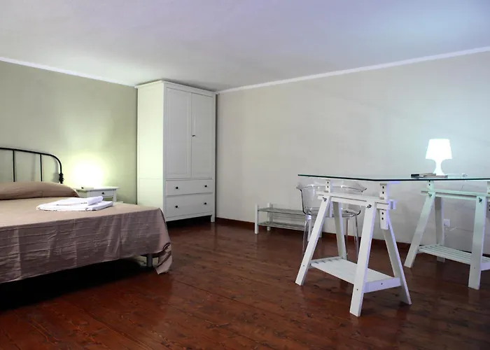 Aparthotel Palazzo Ossuna 3*